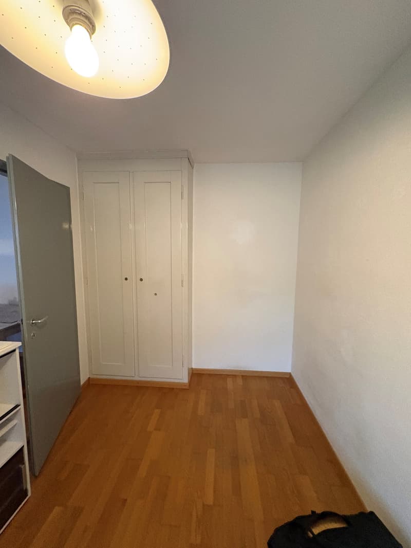 Charmant appartement 4 pièces dans un quartier calme d'Ostermundigen (6)