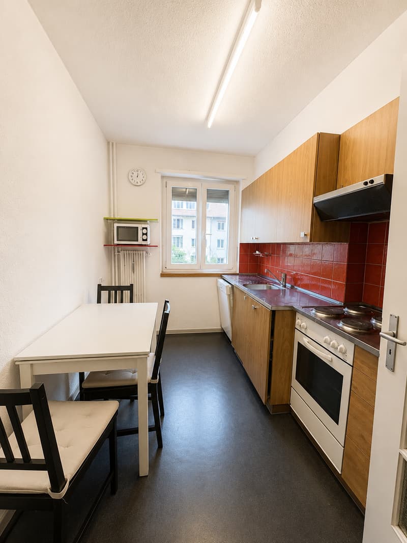 Appartamento di 3 camere con balcone in una posizione tranquilla e centrale a Berna (6)