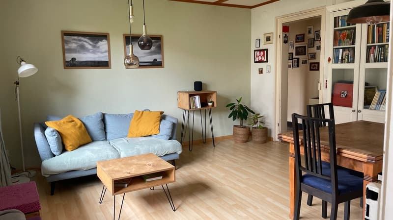 Charmante 4-Zimmer-Altbauwohnung mit Balkon in Bern-Bethlehem (7)
