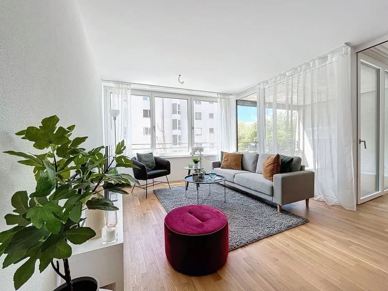 Schöne 4,5-Zimmer-Wohnung im 1. Stock (2)