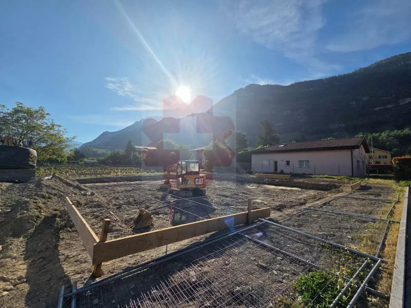 Splendida casa semi-dettata a Chalais in Svizzera (3)