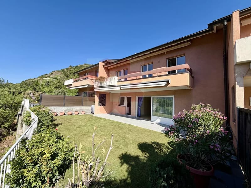Family house with panoramic view and exceptional renovation potential ? Gravelone, Sion (1)