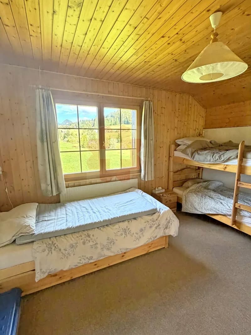 Charmant appartement 2.5 pièces en attique avec vue exceptionnelle Les Mosses (10)