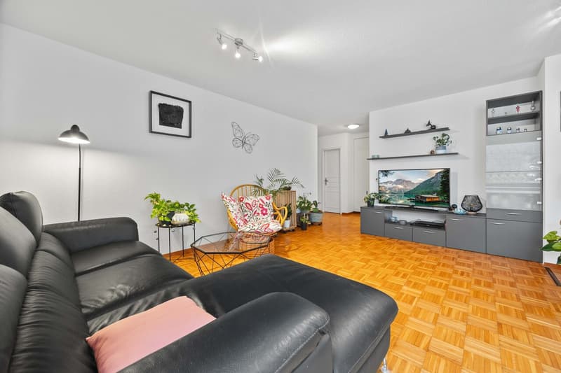 Magnificent 4.5-room apartment in Collombey (2)