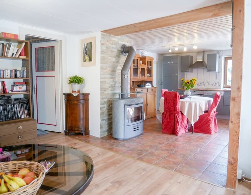 Charming 3.5-room apartment in Massongex (2)