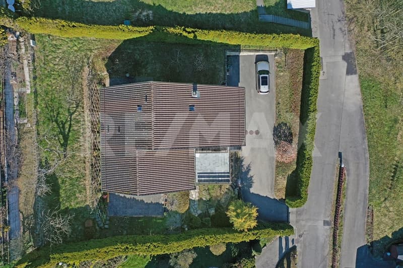 En exclusivité, villa d'exception de 7 pièces dans un écrin de paix sur les hauteurs de Vevey (1)