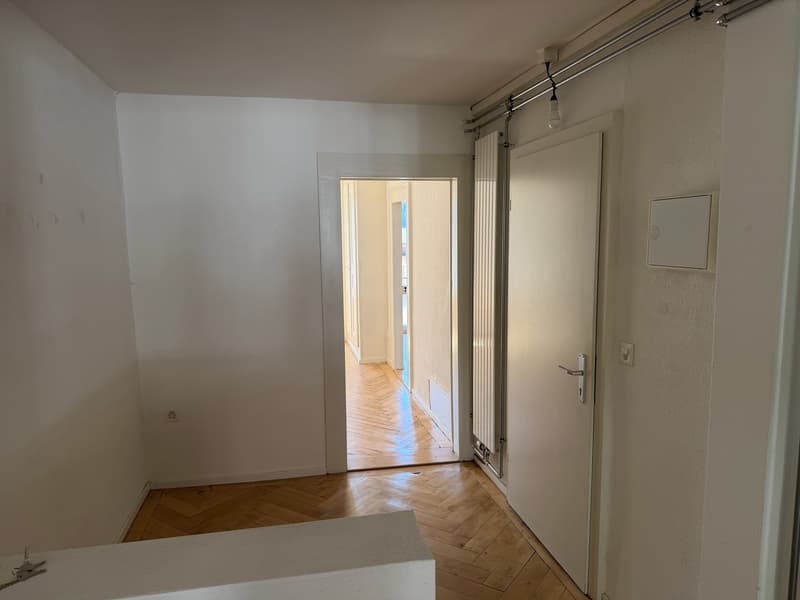 Appartement 3 pièces avec balcon à St-Imier (4)