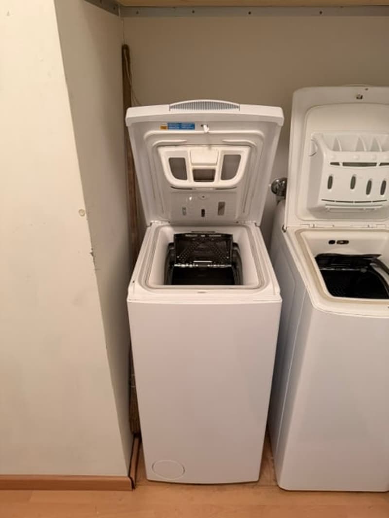 Appartamento di due locali nel centro città di Bienna (6)