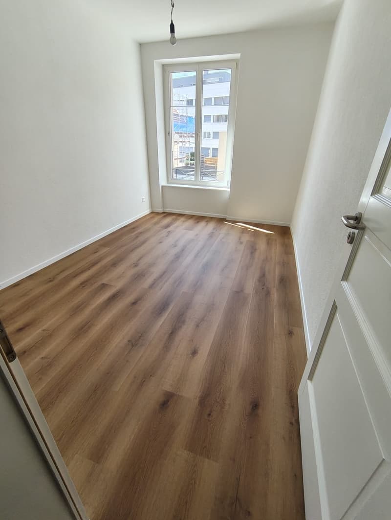4,5 locali rinnovati a Tavannes – disponibile immediatamente (10)