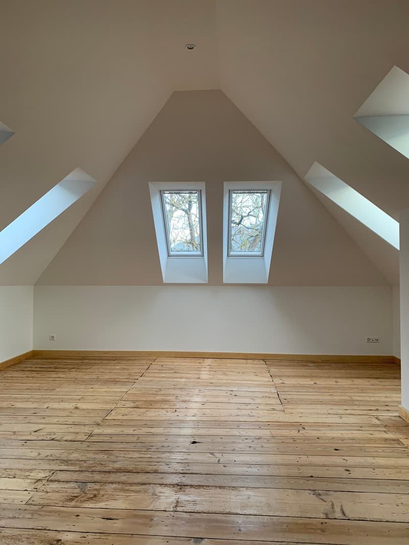 Appartement duplex de 4 pièces sous les toits à Péry (10)