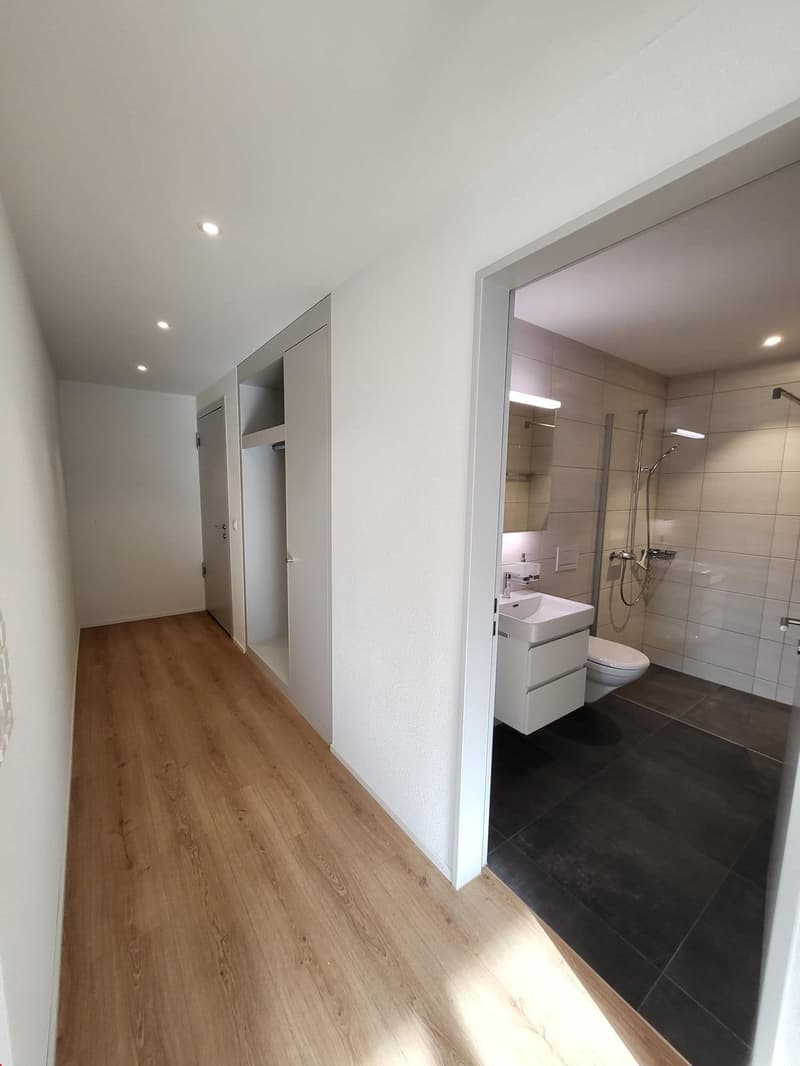 Appartamento moderno 2.5 locali con balcone a Oensingen (4)