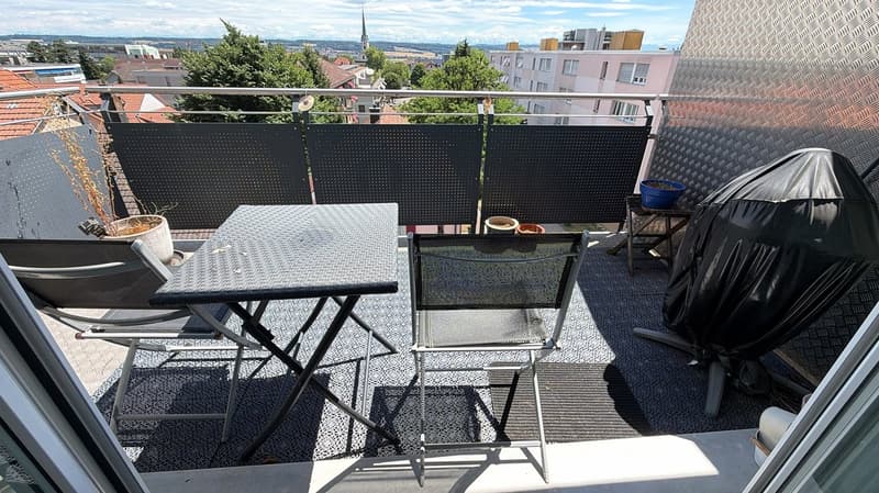 Affascinante appartamento di 3 locali con balcone e vista panoramica a Grenchen (2)