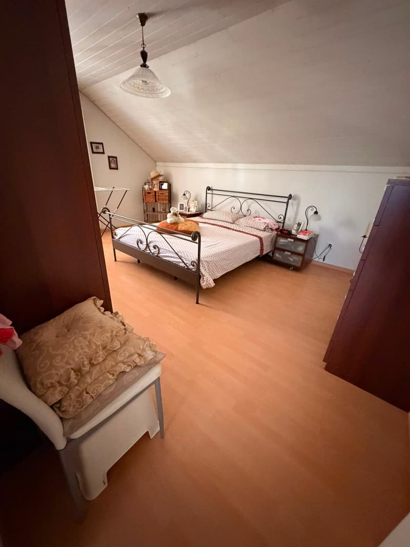 Affascinante appartamento di 3 locali con balcone e vista panoramica a Grenchen (5)