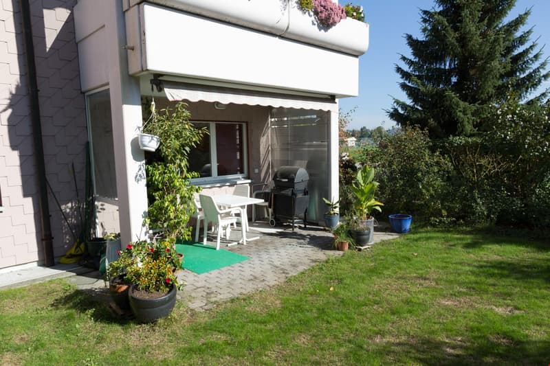 Appartamento di 4,5 locali al piano terra in zona verde (1)