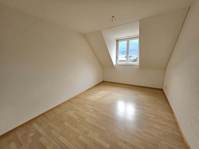Charmante 4-Zimmer-Dachwohnung in ruhiger Lage von Laupersdorf (10)