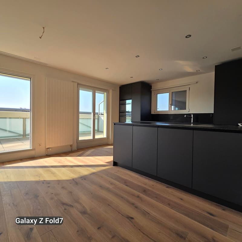 Geräumige 5.5-Zimmer-Wohnung mit Balkon in Oensingen (8)