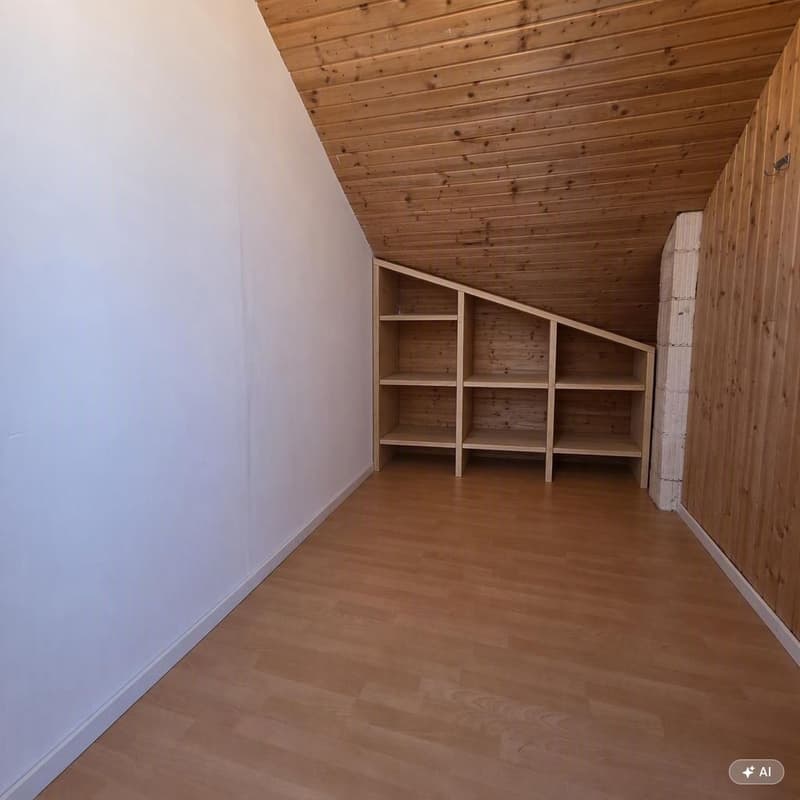 Charmante 3.5-Zimmer-Dachwohnung mit Terrasse in Oftringen (7)