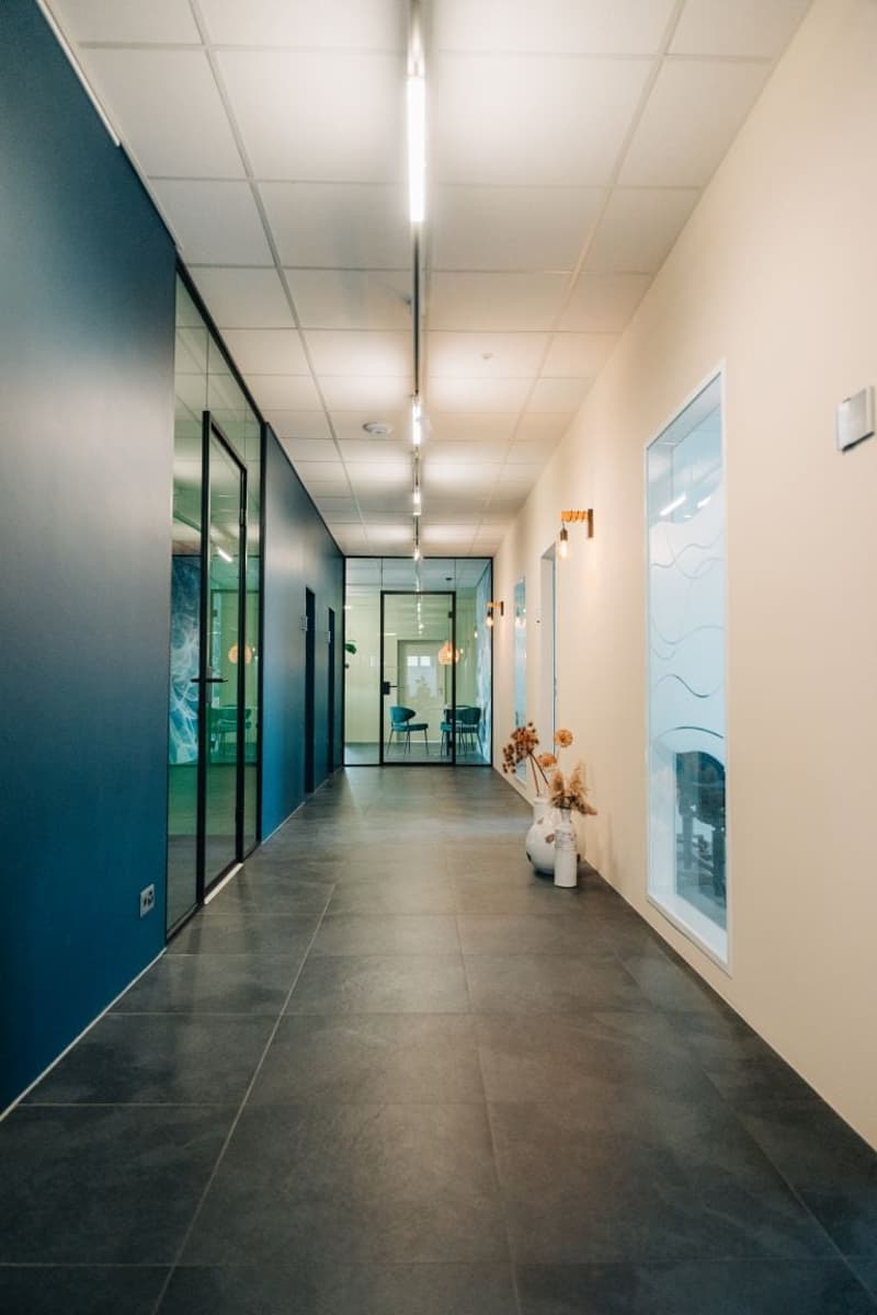 Modern office with co-working infrastructure in Münsingen – available immediately (2)