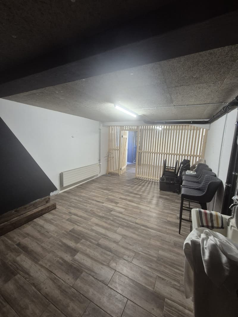 Basement room in central location (4)