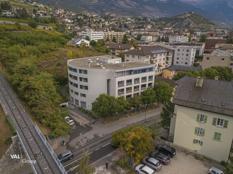 Büro zur Miete in Sierre - Ideale Lage mit 137 m² (1)