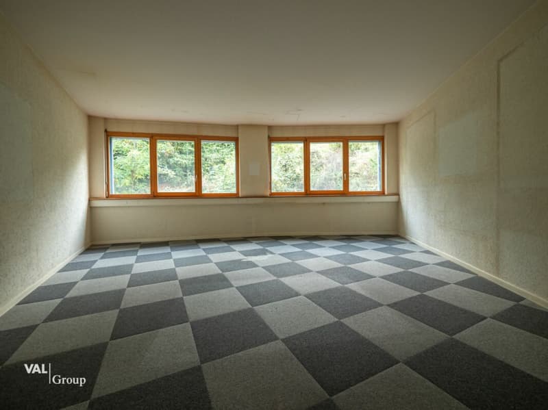 Büro zur Miete in Sierre - Ideale Lage mit 137 m² (6)