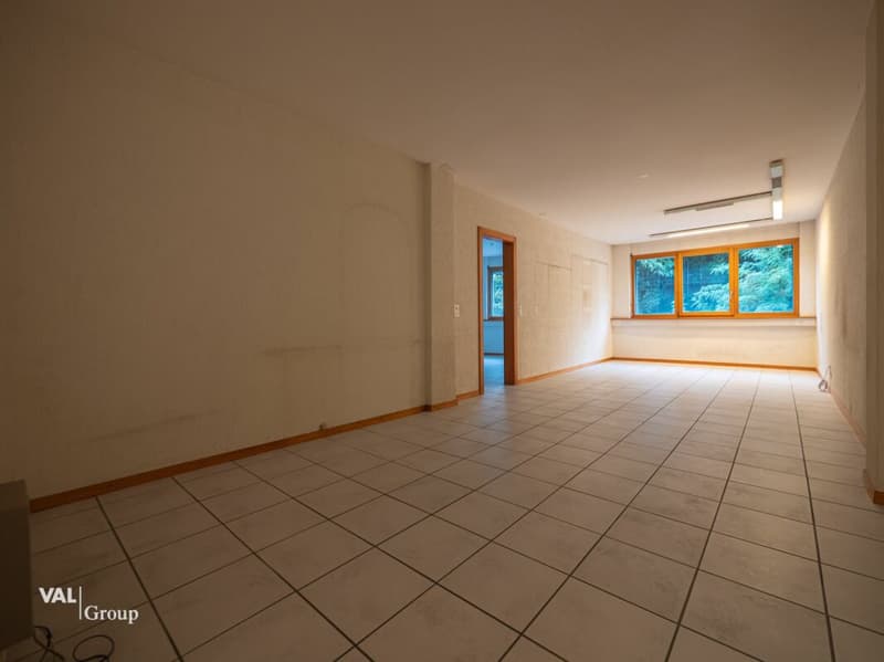 Büro zur Miete in Sierre - Ideale Lage mit 137 m² (2)
