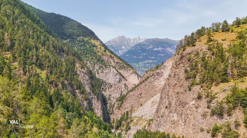 Liebhaberobjekt-Ein Stück Geschichte im Herzen der Walliser Natur (19)