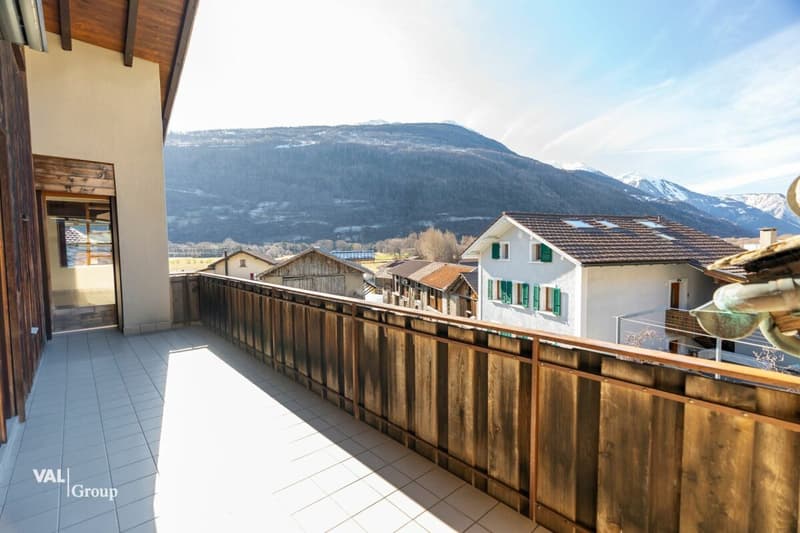 Living like a knight, family maisonette with castle view (14)