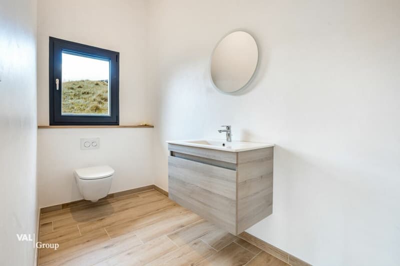 Architettura moderna e vista mozzafiato sulle Alpi vallesane (14)