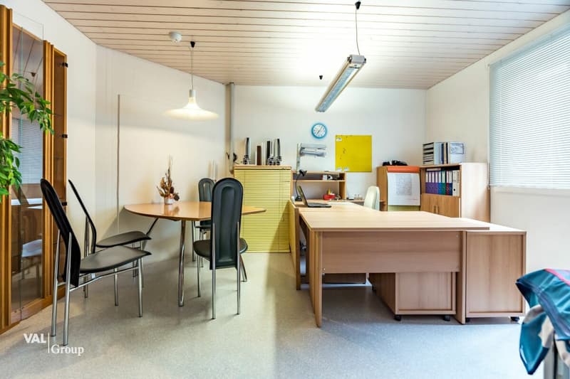 Attractive residential and commercial property with diverse usage possibilities (9)