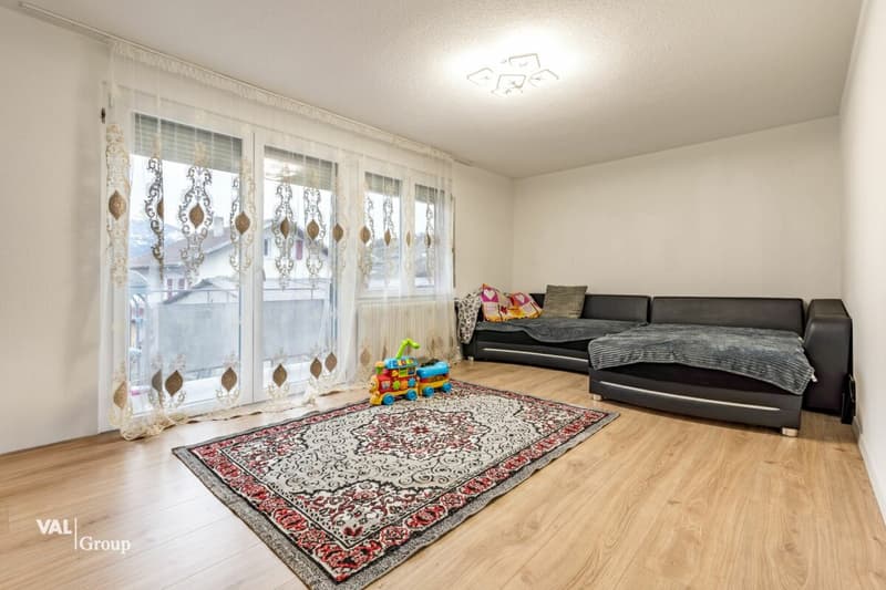 Sonnige Perspektiven in Salgesch - Sanierte Wohnung mit Charme und Komfort (2)
