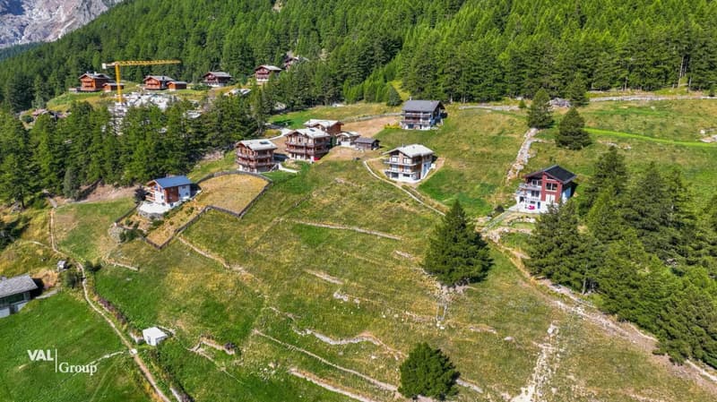 Bellissimi lotti edificabili con vista grandiosa a Saas-Fee (4)