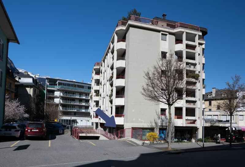 Espace publicitaire à louer dans un emplacement de premier plan à Brig (2)