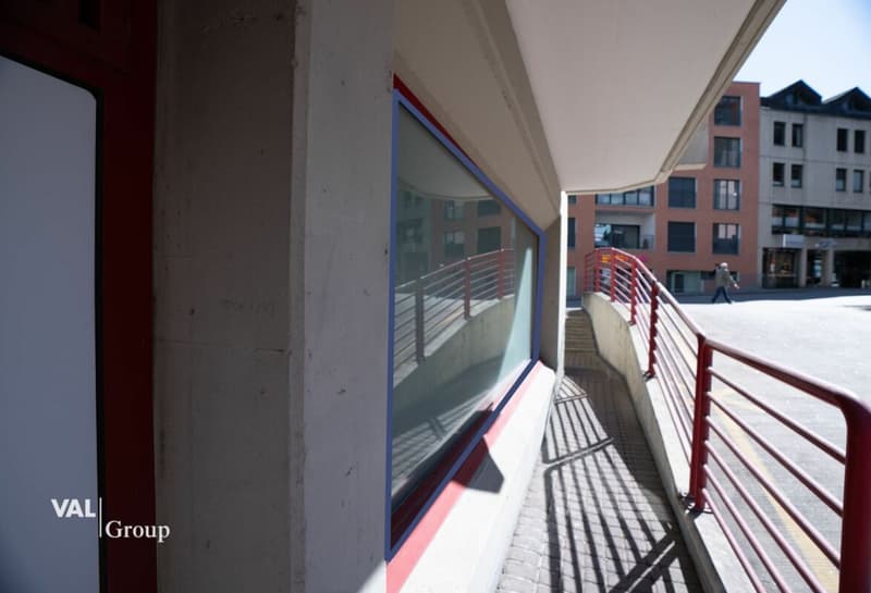 Espace publicitaire à louer dans un emplacement de premier plan à Brig (3)