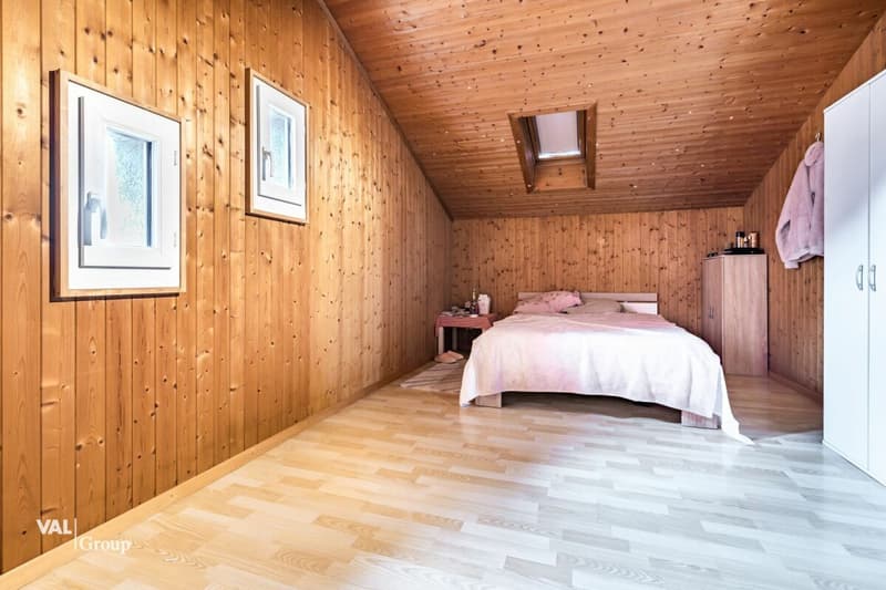 Raumwunder mit Charme - 6.5-Zimmer-Duplex im Herzen von Salgesch (8)