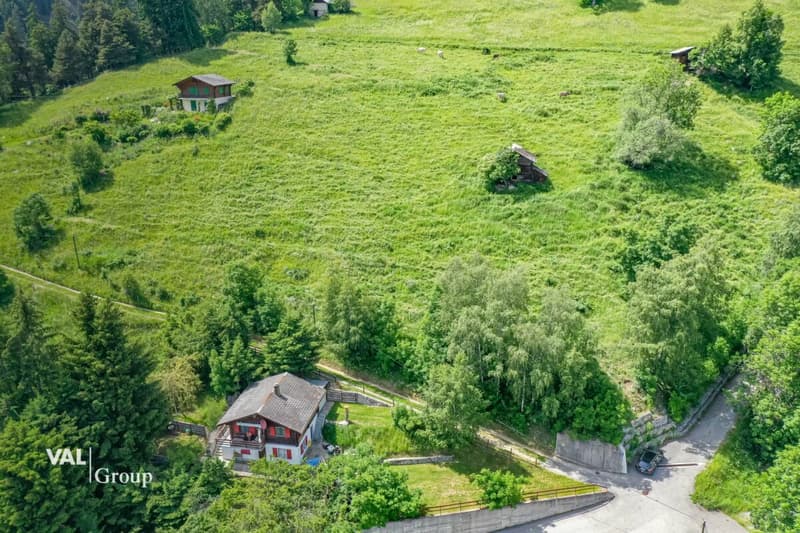 Exclusive building land with a view of Goms (3)