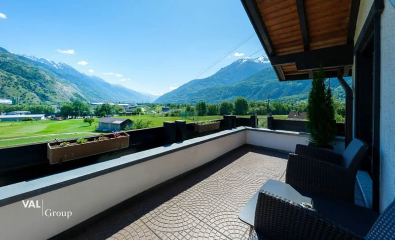 Hôtel supérieur avec projet de développement sur un terrain total de 6 000 m2 (21)