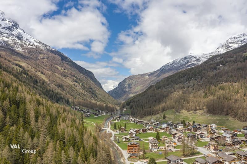 Terreno edificabile in una posizione bella e tranquilla (9)