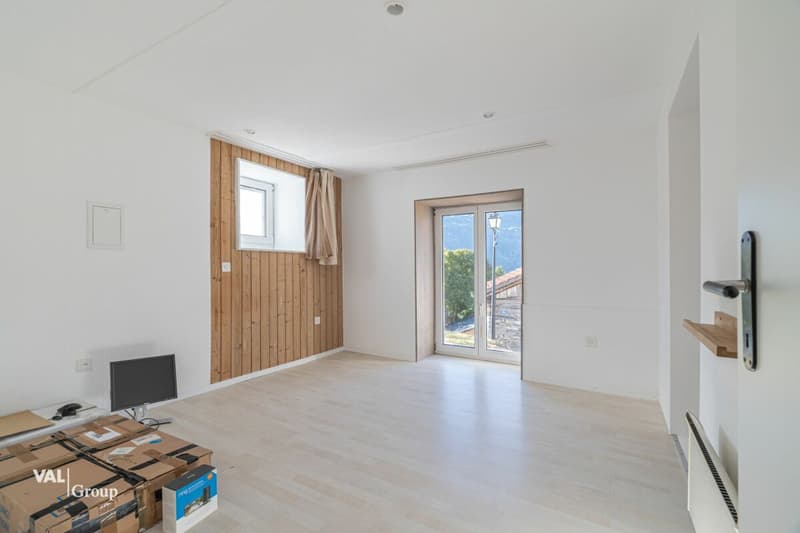 Apartment building with 2 units and top returns (12)