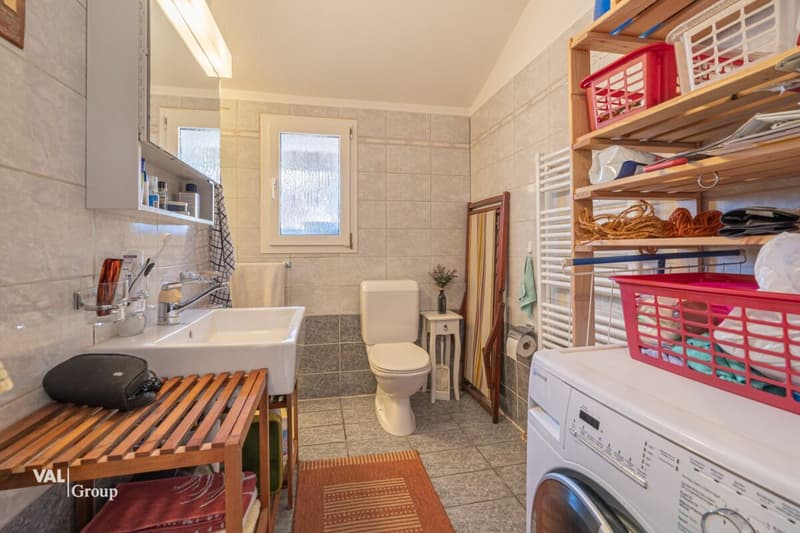 Apartment building with 2 units and top returns (8)