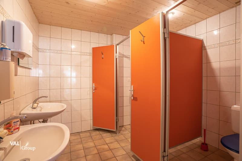 Restaurant for rent in a good location (9)