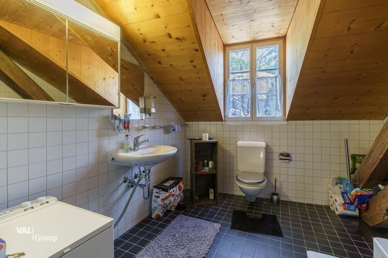 Attrayant attic avec galerie et norme de construction de haute qualité (6)