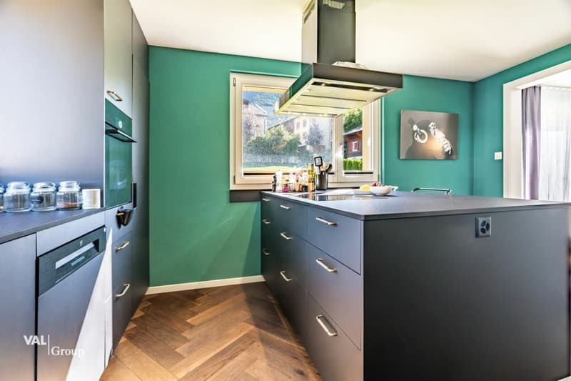 Centrally located, high-quality renovation - a home with character (7)