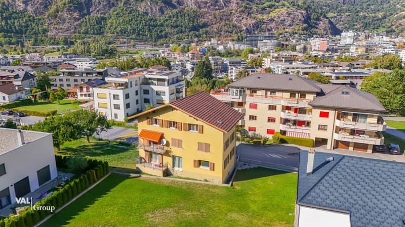 Centrally located, high-quality renovation - a home with character (15)
