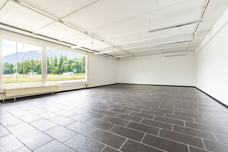 À louer : espace administratif moderne et lumineux - 1'200 m² à Aigle (18)