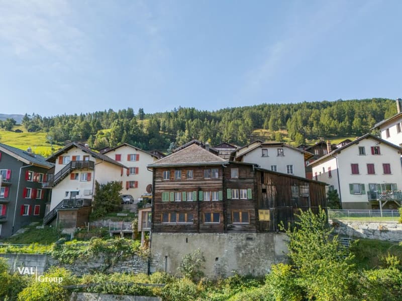 Top renovierte Wohnung im Herzen von Eischoll inkl. 3 Aussenparkplätze (11)