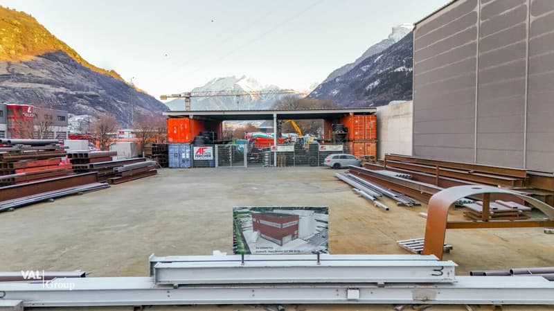 Hall commerciale de haute qualité avec des options d'utilisation flexibles dans un emplacement premier (4)