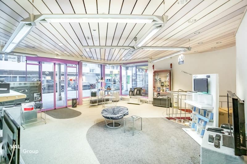 Attractive ground floor and basement property in a prime central location in Visp (1)