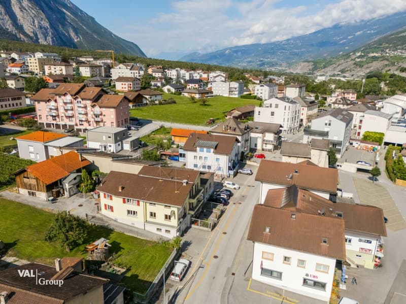 Only a few units left - stylish living comfort in the heart of Valais (1)
