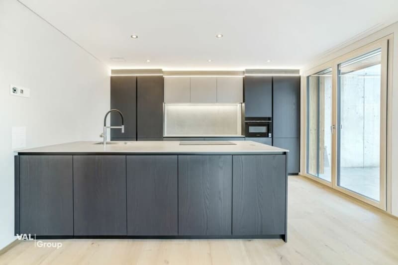 Top - Vermietobjekt - 3.5 Zimmerwohnung mit atemberaubender Weitsicht (2)
